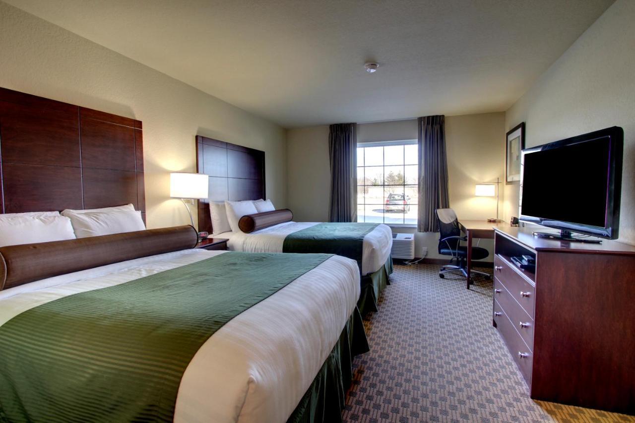 Cobblestone Inn & Suites - Carrington Екстер'єр фото