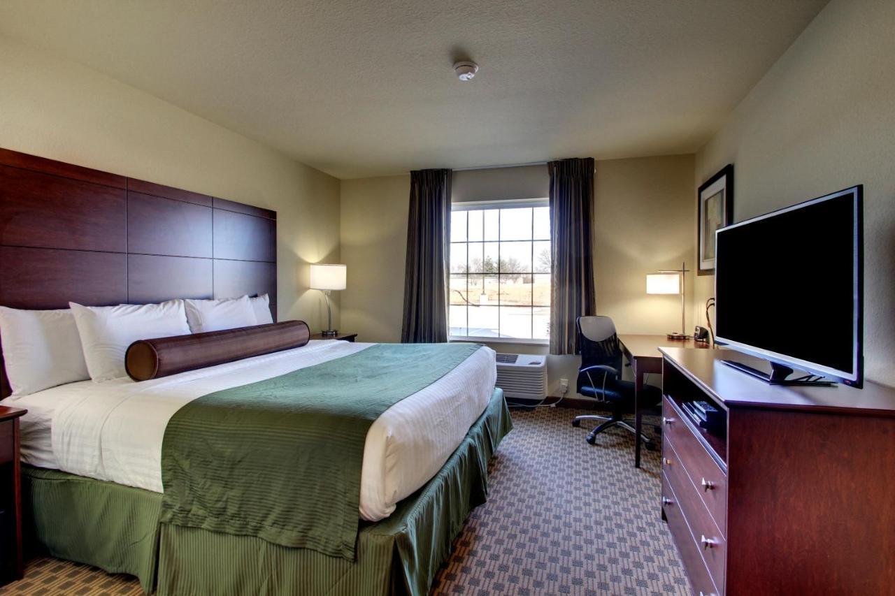 Cobblestone Inn & Suites - Carrington Екстер'єр фото